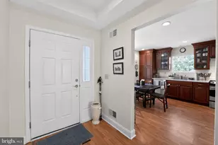 6 Hedge Rd, Princeton, NJ 08540 - Photo 3
