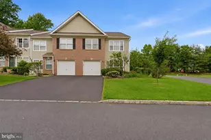 101 Wellington Park Dr, South Brunswick Township, NJ 08540 - Photo 1