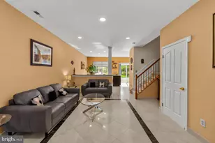 804 Dahlia Cir, Dayton, NJ 08810 - Photo 7