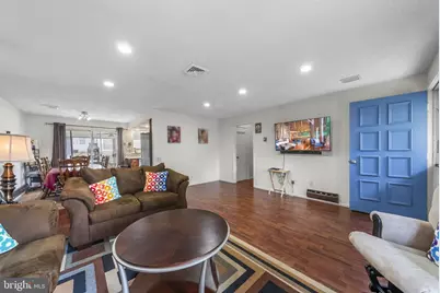 209 Vernon Road, Monroe Township, NJ 08831 - Photo 5