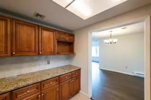 243 Mayflower Way, Monroe Township, NJ 08831 - Photo 17
