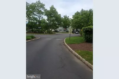 309 Blossom Circle, Dayton, NJ 08810 - Photo 7