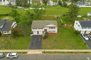 1305 Carlisle Rd, North Brunswick Township, NJ 08902 - Photo 3