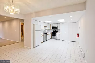 332 Quinton Dr, Monroe Township, NJ 08831 - Photo 11