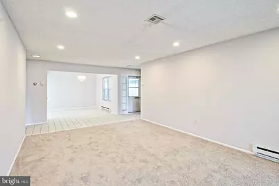 332 Quinton Drive, Monroe Township, NJ 08831 - Photo 7