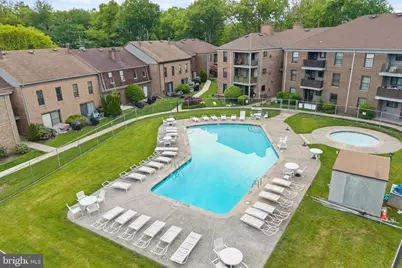 323 Gills Lane, Iselin, NJ 08830 - Photo 33