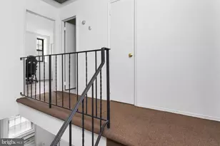 323 Gills Ln, Iselin, NJ 08830 - Photo 17