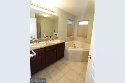 404 Morning Glory Drive, Monroe Township, NJ 08831 - Photo 33