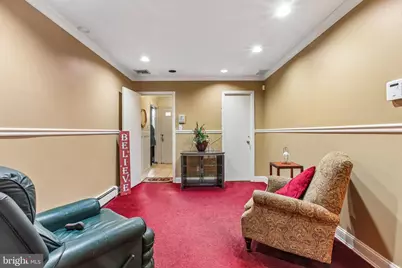 4 Taylor Drive, New Brunswick, NJ 08901 - Photo 17