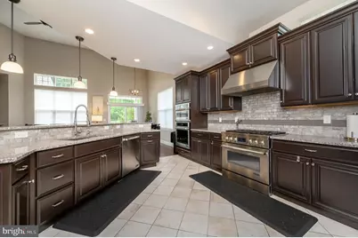 44 Hardwick Drive, Kendall Park, NJ 08824 - Photo 17