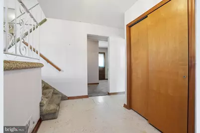 11 Reo Court, Colonia, NJ 07067 - Photo 5
