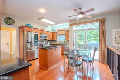 94 Providence Boulevard, Kendall Park, NJ 08824 - Photo 21