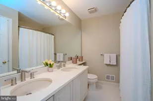 94 Providence Blvd, Kendall Park, NJ 08824 - Photo 47