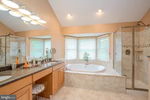 94 Providence Blvd, Kendall Park, NJ 08824 - Photo 37