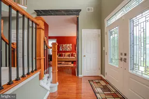 94 Providence Blvd, Kendall Park, NJ 08824 - Photo 11