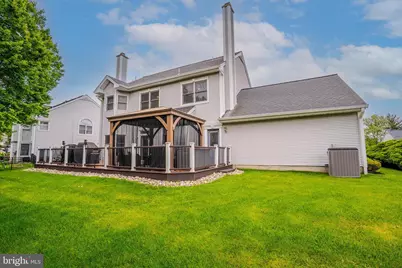 94 Providence Boulevard, Kendall Park, NJ 08824 - Photo 5