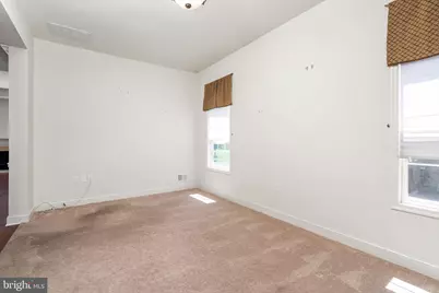 24 Ravenslake Road, Monroe Township, NJ 08831 - Photo 7