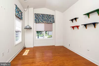 24 Ravenslake Road, Monroe Township, NJ 08831 - Photo 5