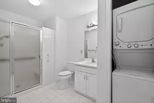 2206 Windrow Dr, Plainsboro Township, NJ 08540 - Photo 9