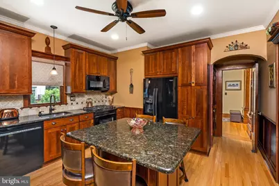 439 Georges Road, Dayton, NJ 08810 - Photo 11