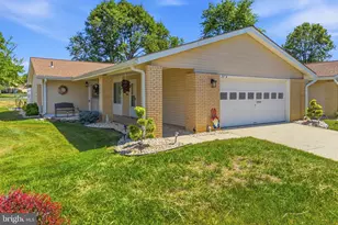 297 Yardley Dr, Monroe Township, NJ 08831 - Photo 3
