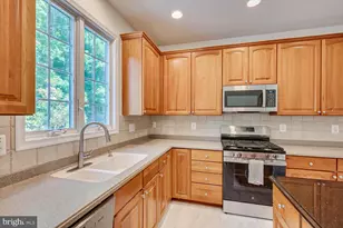 21 Courtside Ln, Princeton, NJ 08540 - Photo 19