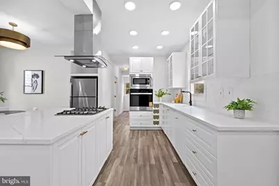 255 S 6th Avenue, Highland Park, NJ 08904 - Photo 5
