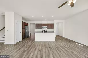 228 Park Ln, Dunellen, NJ 08812 - Photo 7