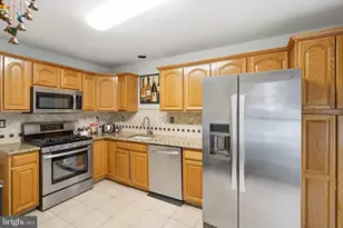 10 Burr Ct, Plainsboro Township, NJ 08536 - Photo 1