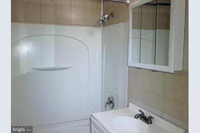 265 College Drive, Edison, NJ 08817 - Photo 9