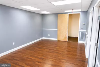2 Lincoln Hwy- #402, Edison, NJ 08820 - Photo 3