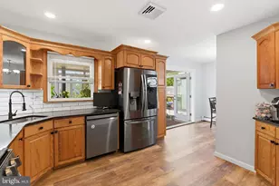 16 E Pleasant, Sewaren, NJ 07077 - Photo 15