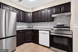 619 Aspen Dr, Plainsboro Township, NJ 08536 - Photo 1