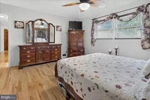 12 Virginia St, Kendall Park, NJ 08824 - Photo 27