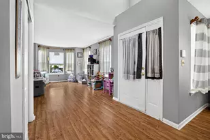 24 Amy Dr, North Brunswick Township, NJ 08902 - Photo 15