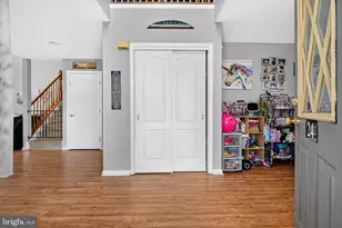 24 Amy Dr, North Brunswick Township, NJ 08902 - Photo 7