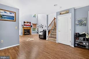 24 Amy Dr, North Brunswick Township, NJ 08902 - Photo 11