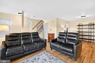 111 Sassafras Ct, North Brunswick Township, NJ 08902 - Photo 11