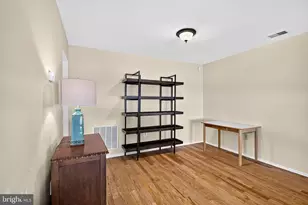 111 Sassafras Ct, North Brunswick Township, NJ 08902 - Photo 9