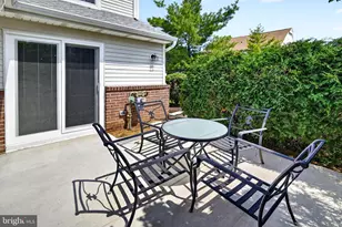 111 Sassafras Ct, North Brunswick Township, NJ 08902 - Photo 31