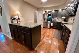 22 James Monroe Dr, Monroe Township, NJ 08831 - Photo 5