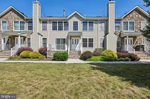 64 Chariot Ct, Piscataway Township, NJ 08854 - Photo 7