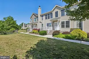64 Chariot Ct, Piscataway Township, NJ 08854 - Photo 9