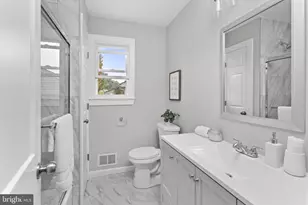27 Davids Ct, Dayton, NJ 08810 - Photo 23