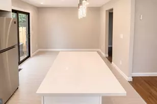 27 Davids Ct, Dayton, NJ 08810 - Photo 9