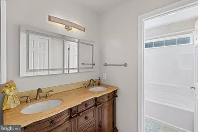22 Stanford Drive, Kendall Park, NJ 08824 - Photo 29