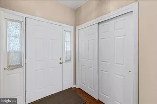 22 Stanford Dr, Kendall Park, NJ 08824 - Photo 5
