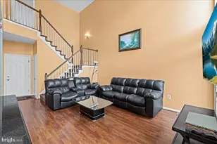 22 Stanford Dr, Kendall Park, NJ 08824 - Photo 17