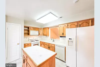 1 Rutland Lane, Monroe Township, NJ 08831 - Photo 7
