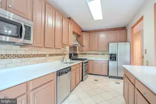 1604 Yarrow Cir, Dayton, NJ 08810 - Photo 13